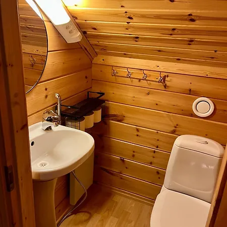 Log In 15 Min From Center- 3bdr-sauna-fireplace