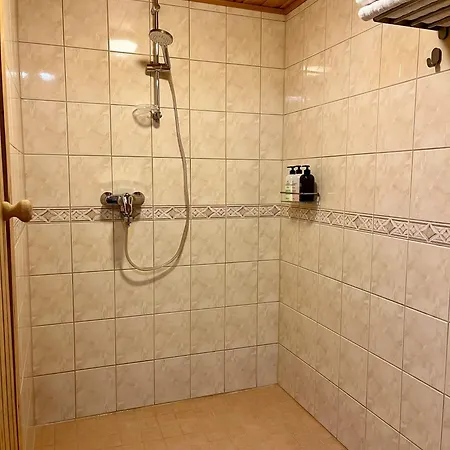 Log In 15 Min From Center- 3bdr-sauna-fireplace Rovaniemi
